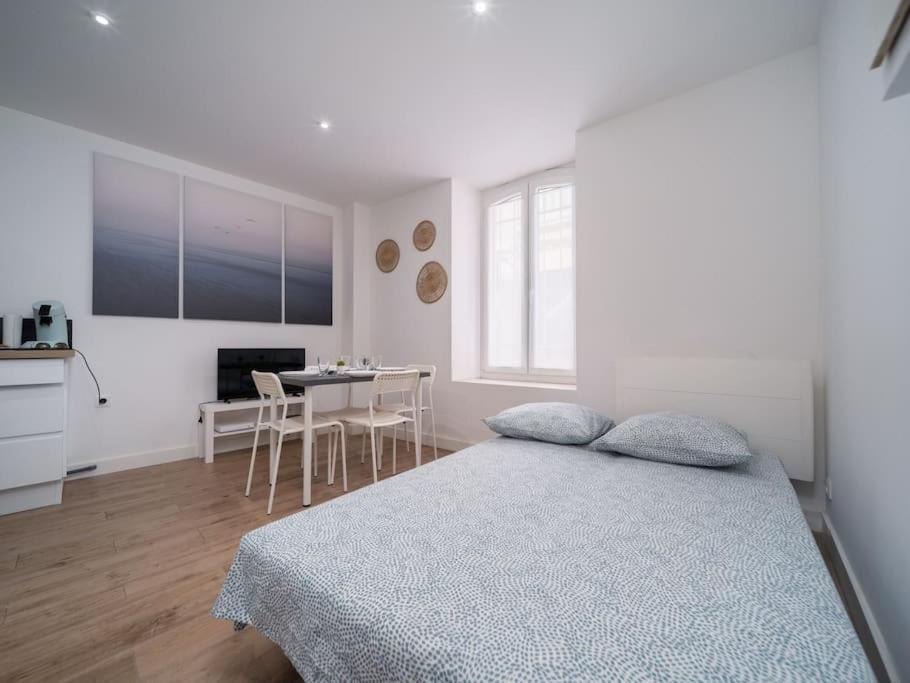 Appartement Tout Equipe Au Coeur Du Panier Vieux Port Marsilia Exterior foto